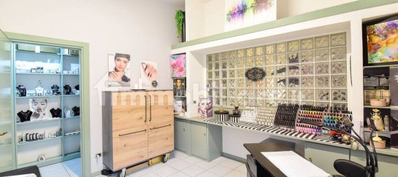 4-Zimmer Gewerbliche Immobilie in Lecco, Italy, Nr. 323700 9