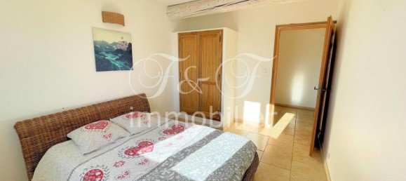 5 bedrooms Villa in Apt, France No. 353191 24