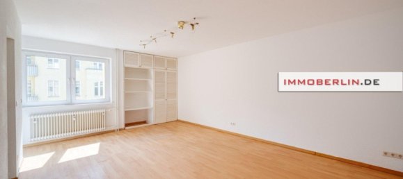 Studio à Schoneberg, Germany No. 83363 2