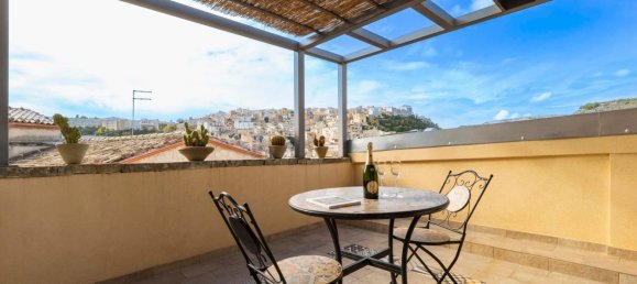 9 rooms House in Ragusa, Italy No. 80998 28