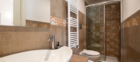 9 rooms House in Ragusa, Italy No. 80998 16