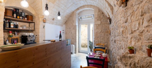 9 rooms House in Ragusa, Italy No. 80998 6