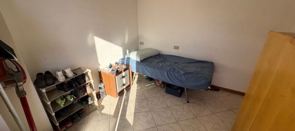 3 rooms Apartment in Arezzo, Italy No. 289543 9