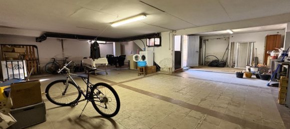 3 rooms Apartment in Arezzo, Italy No. 289543 22