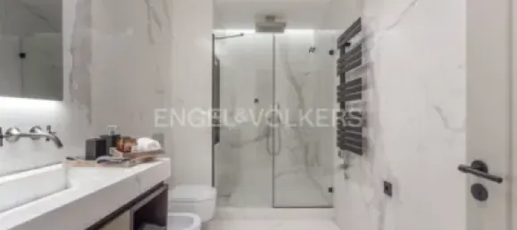 4 bedrooms Apartment in Ciutat Vella, Spain No. 104011 11