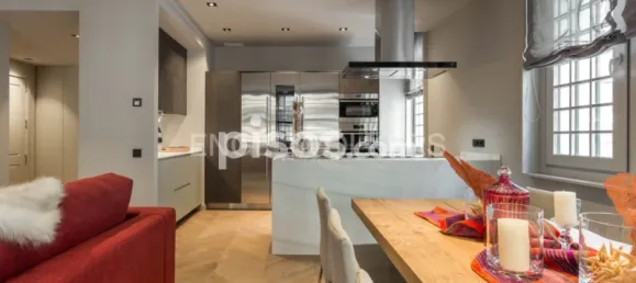 4 bedrooms Apartment in Ciutat Vella, Spain No. 104011 17