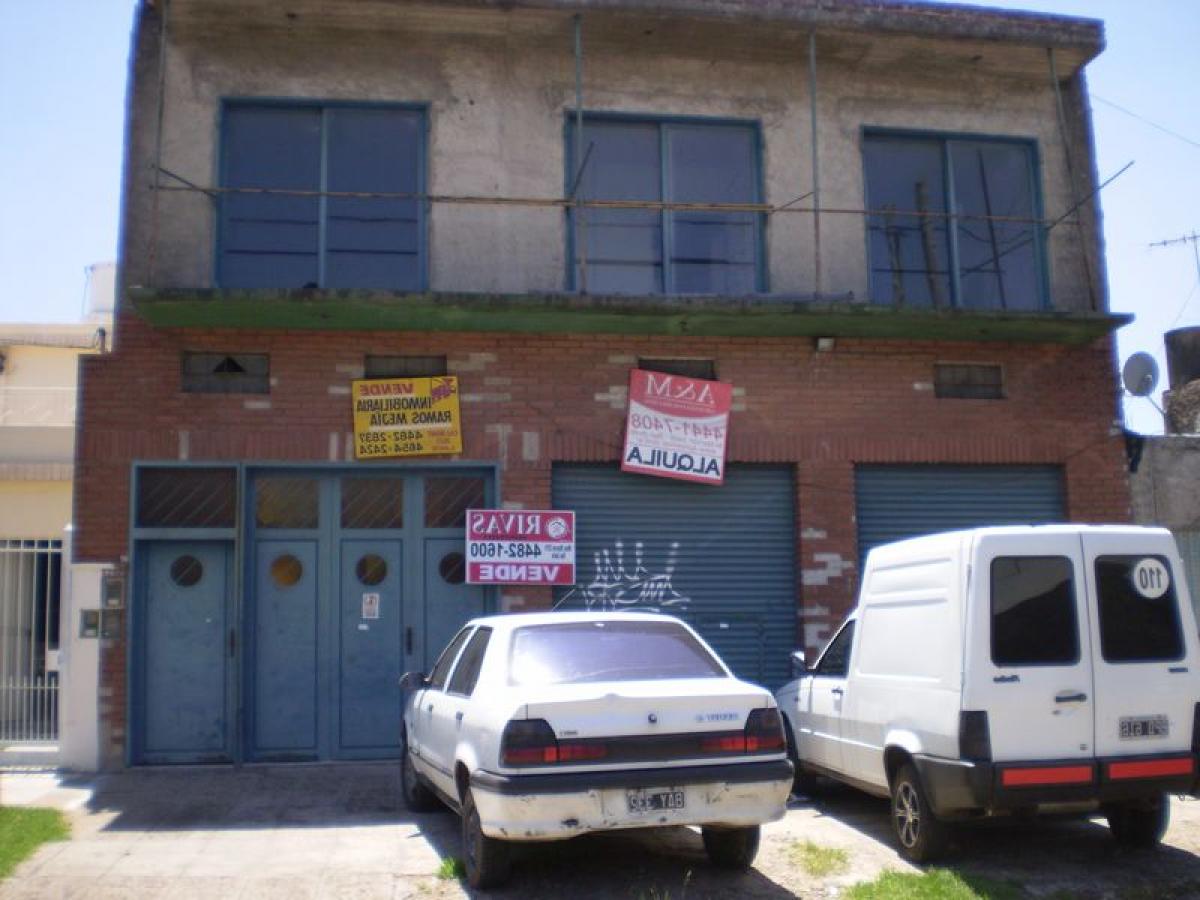 3 bedrooms House in Bermudez, Argentina No. 20145