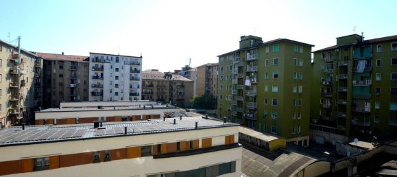 3 bedrooms Apartment in Milan, Italy No. 328411 11