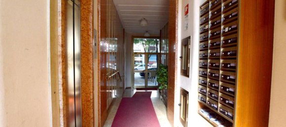 3 bedrooms Apartment in Milan, Italy No. 328411 4