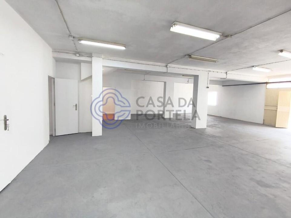 Entrepôt à Porto, Portugal 174m² No. 296360