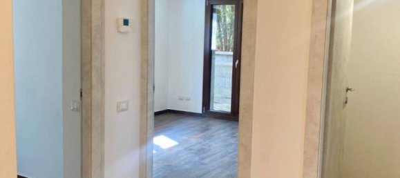 3 bedrooms Apartment in Bologna, Italy No. 15190 7