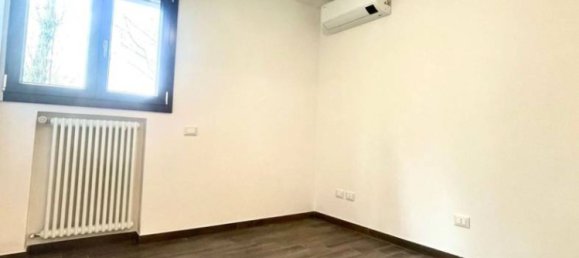 3 bedrooms Apartment in Bologna, Italy No. 15190 19