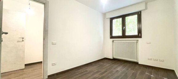 3 bedrooms Apartment in Bologna, Italy No. 15190 16