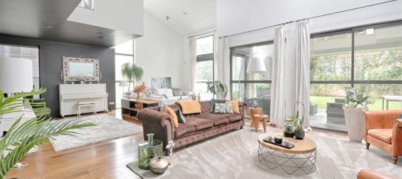 5 bedrooms House in Saint-Maur-des-Fosses, France No. 186249 7