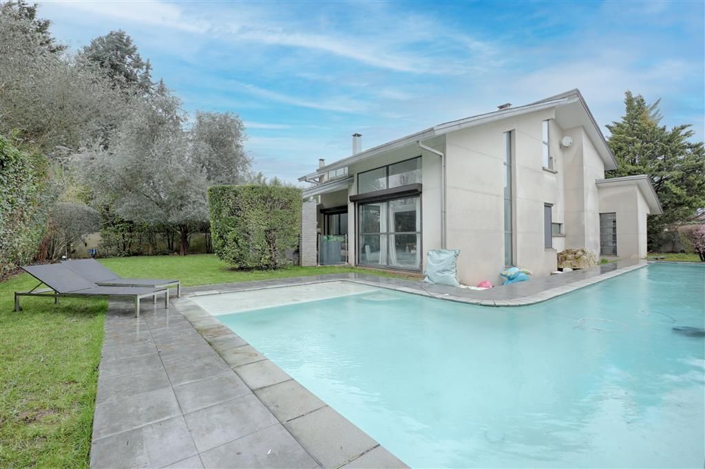 5 bedrooms House in Saint-Maur-des-Fosses, France No. 186249