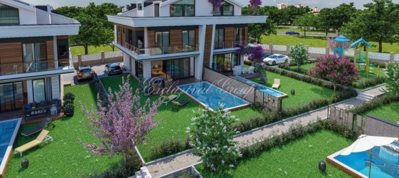 Villa 5+2 in Istanbul, Turkey No. 28765 2