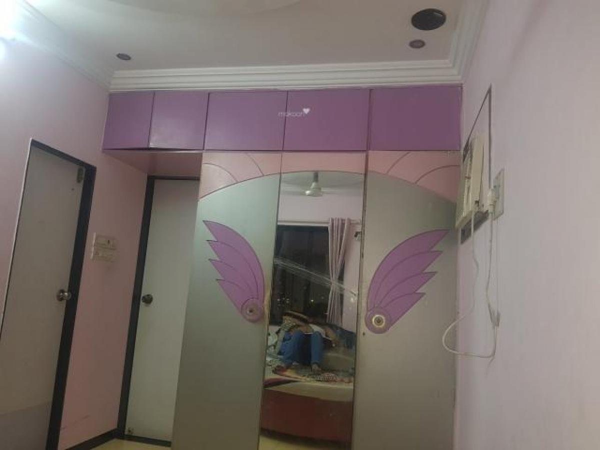 2 bedrooms House in Mumbai, India No. 3571