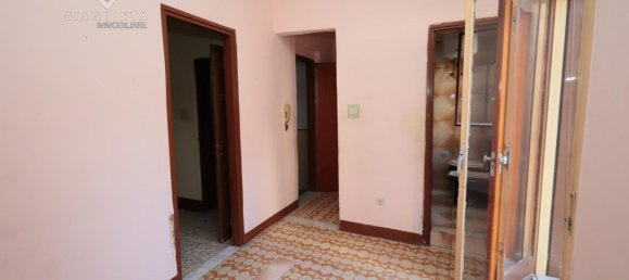 4 rooms House in Palagonia, Italy No. 232659 17