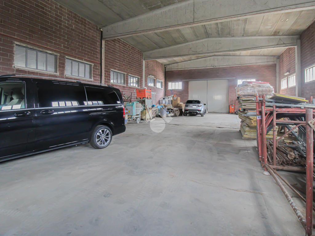 Armazém de 1 divisão em Castelcovati, Italy N.º 282216