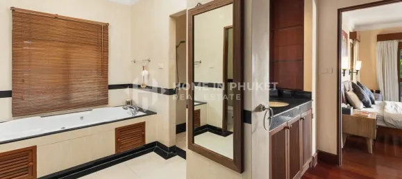 6 bedrooms House for sale in Phuket, Southern Thailand, Thailand № 74033 14