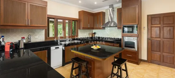 6 bedrooms House for sale in Phuket, Southern Thailand, Thailand № 74033 10