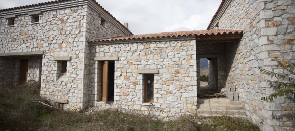 360m² Property in Laconia, Greece No. 3414 10