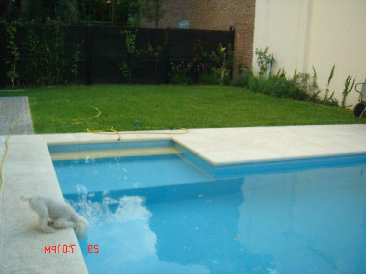 4 bedrooms House in Vicente Lopez, Argentina No. 59670