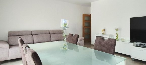 3 bedrooms Apartment in Terrassa, Spain No. 147770 6