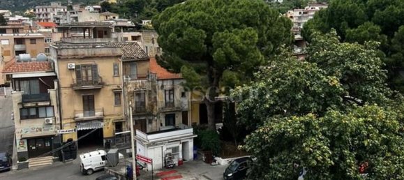 5 bedrooms Apartment in Carini, Italy No. 345117 3