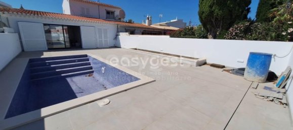 3 bedrooms House in Luz, Portugal No. 63760 12