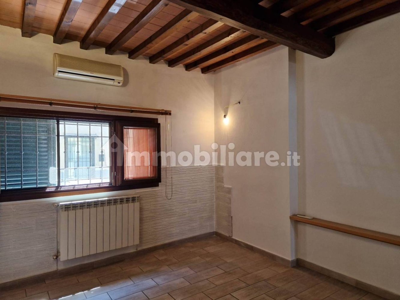3 Schlafzimmer Haus in Campi Bisenzio, Italy, Nr. 328832