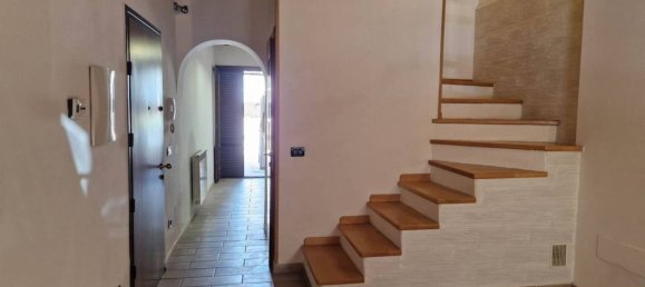 3 Schlafzimmer Haus in Campi Bisenzio, Italy, Nr. 328832 7