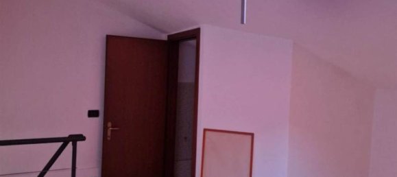 3 Schlafzimmer Haus in Campi Bisenzio, Italy, Nr. 328832 32