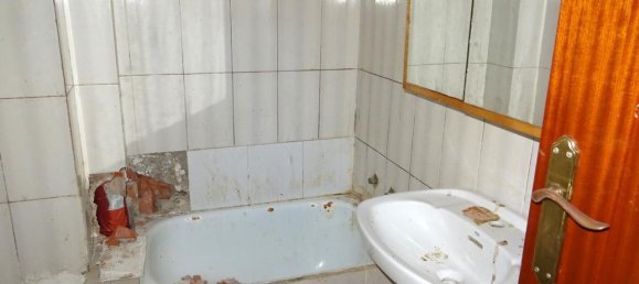 1 bedroom Apartment in Badalona, Spain No. 74245 8