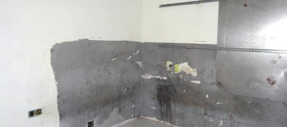 1 bedroom Apartment in Badalona, Spain No. 74245 6