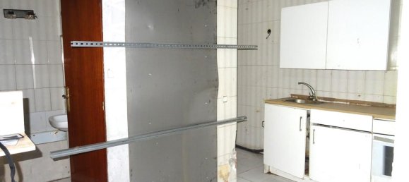 1 bedroom Apartment in Badalona, Spain No. 74245 3