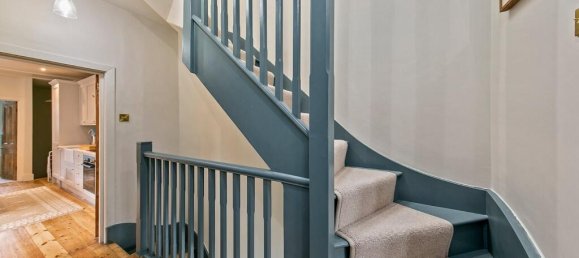 2 bedrooms House in Richmond, United Kingdom No. 9069 7