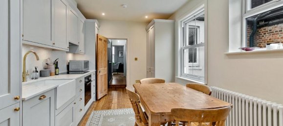 2 bedrooms House in Richmond, United Kingdom No. 9069 5