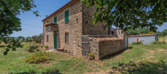 4 rooms House in Sorano, Italy No. 111947 9