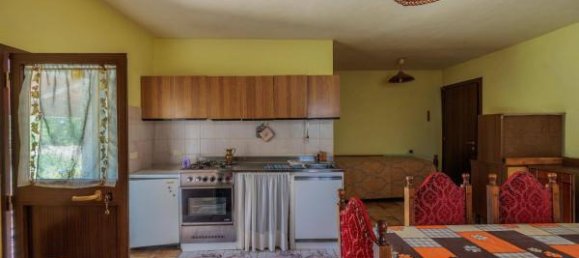 4 rooms House in Sorano, Italy No. 111947 20