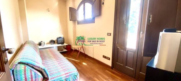 3 bedrooms Villa in Ragusa, Italy No. 172956 12