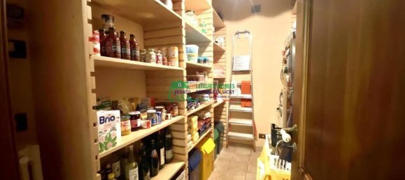 3 bedrooms Villa in Ragusa, Italy No. 172956 3