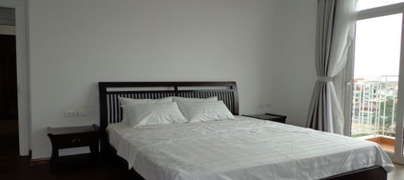 Apartamento de 3 dormitorios en Tay Ho, Vietnam No. 6688 3