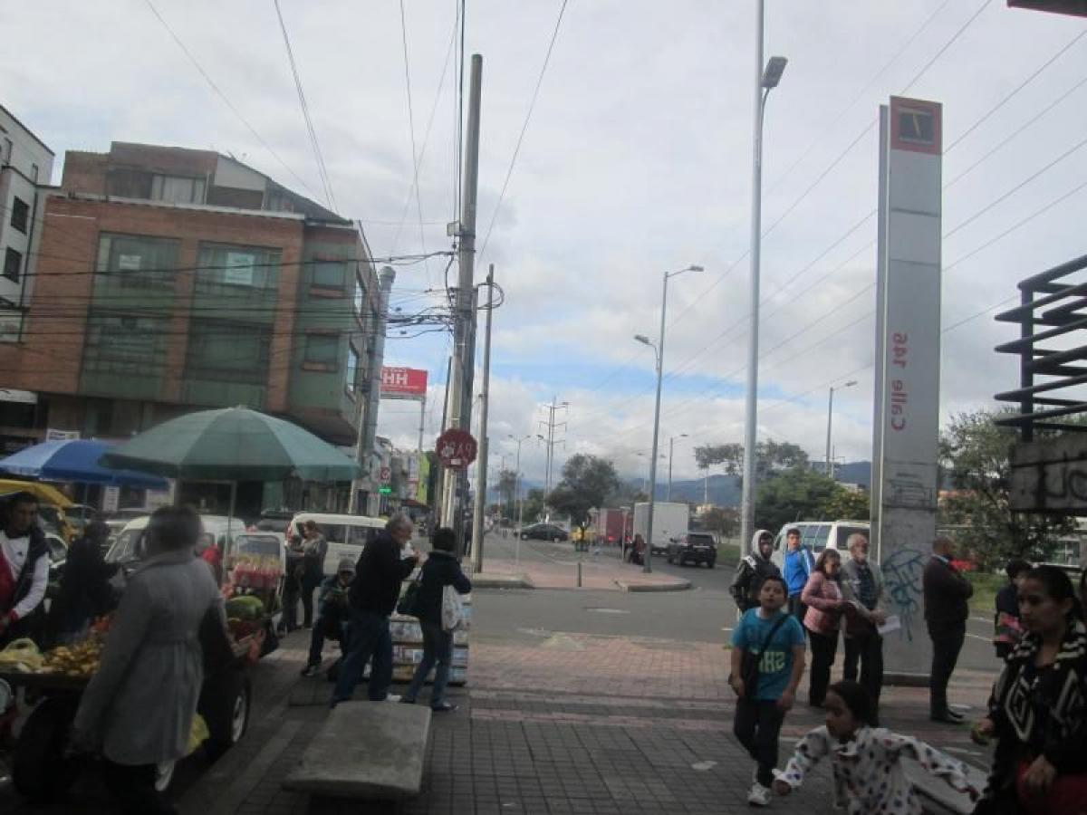 3 bedrooms House in Bogota, Colombia No. 10540