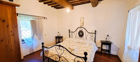 5 bedrooms House in Tuoro sul Trasimeno, Italy No. 54191 28