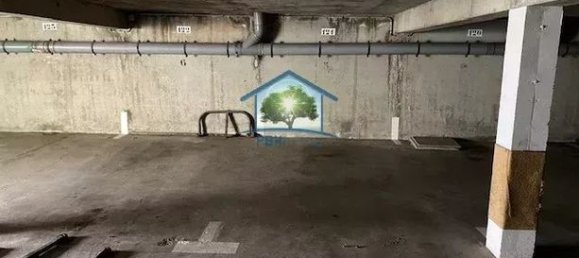 Parking à Rouen, France No. 311599 3