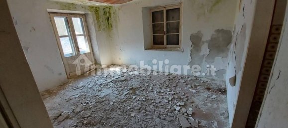 15 bedrooms House in Sovramonte, Italy No. 357171 6