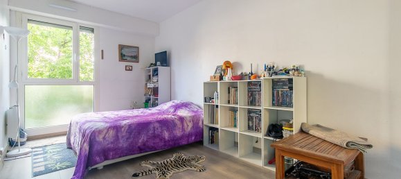 Apartamento de 2 dormitorios en Marseille, France No. 338568 11