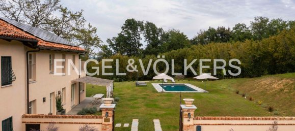 4 bedrooms House in Cherasco, Italy No. 64983 7