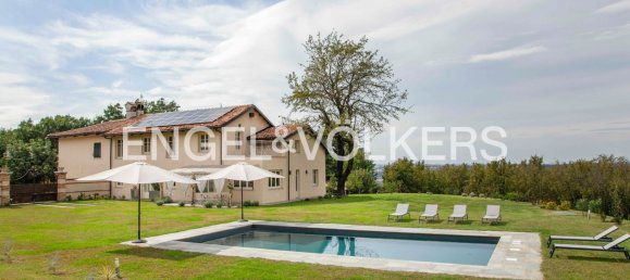 4 bedrooms House in Cherasco, Italy No. 64983 13